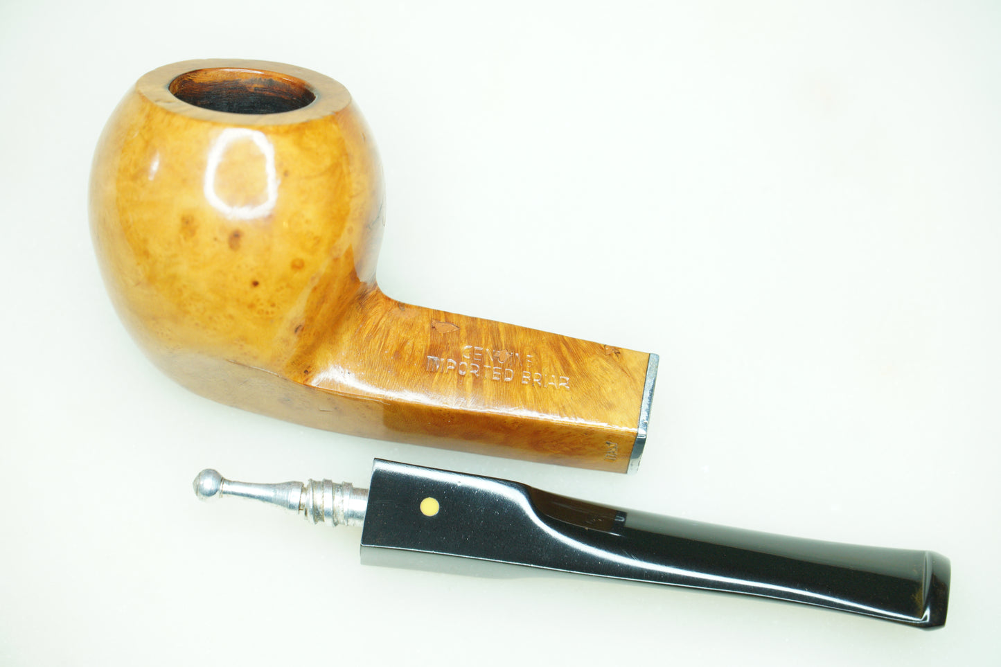 Blonde Bulldog With Stinger Stem Estate Tobacco Pipe